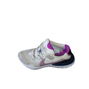 Nike Renew Run Sneakers Women Size 7.5 Platinum Purple Black‎ CK6360 002 Lace Up